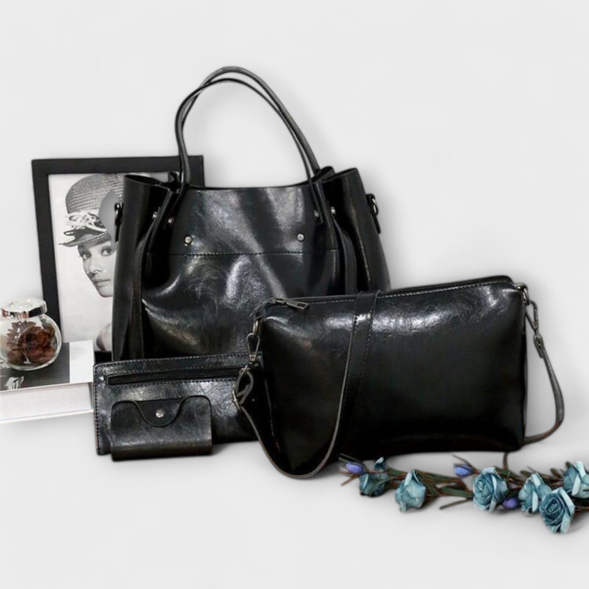 Léora. - 4-Piece Vintage Bag Set