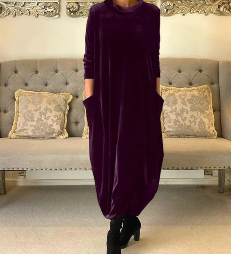 Etta – Elegant Velvety Winter Dress with Pockets