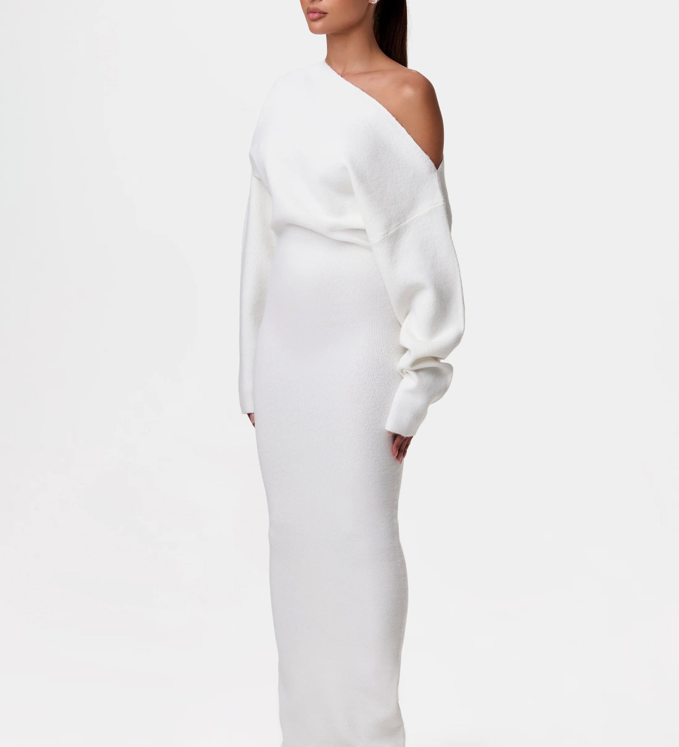 Solara – Luxe Off-Shoulder Dress