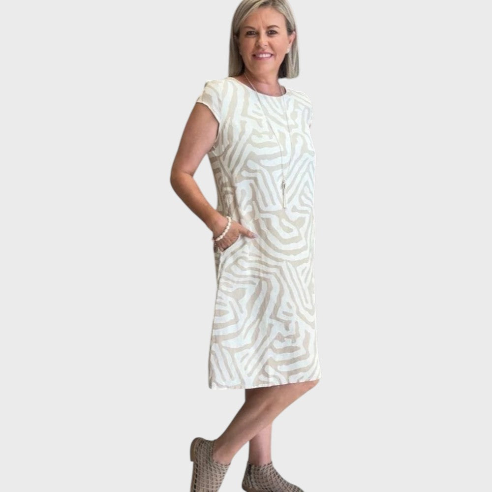 Giselle | Summer Dress with Round Neckline and Beautiful Print